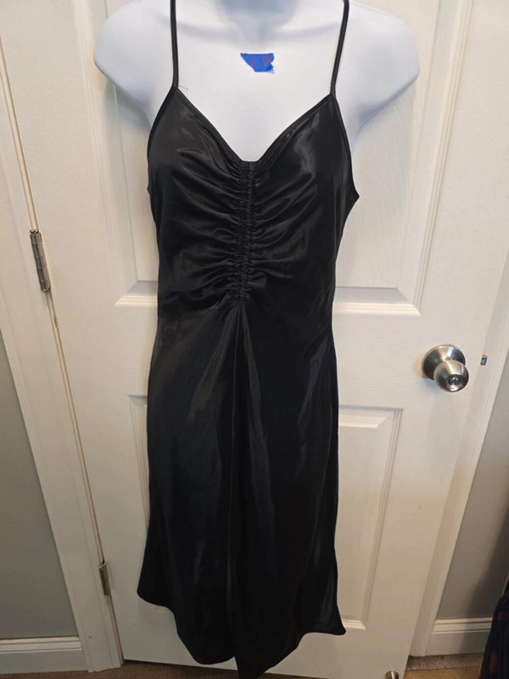 V39 A new day silky black dress size xs Chic dress spaghetti straps